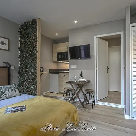 La Venelle Du Bassin Apartmán *