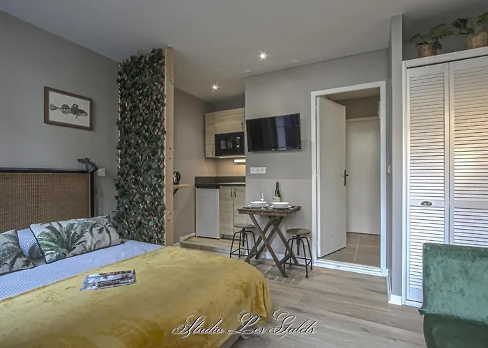 La Venelle Du Bassin דירה *