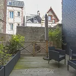 La Venelle Du Bassin *