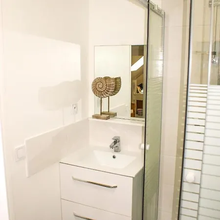 Lägenhet La Venelle Du Bassin *