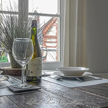 La Venelle Du Bassin Honfleur