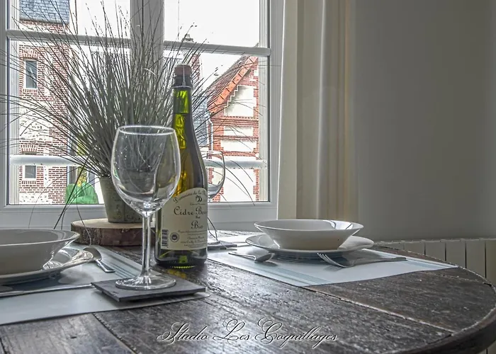 La Venelle Du Bassin Honfleur